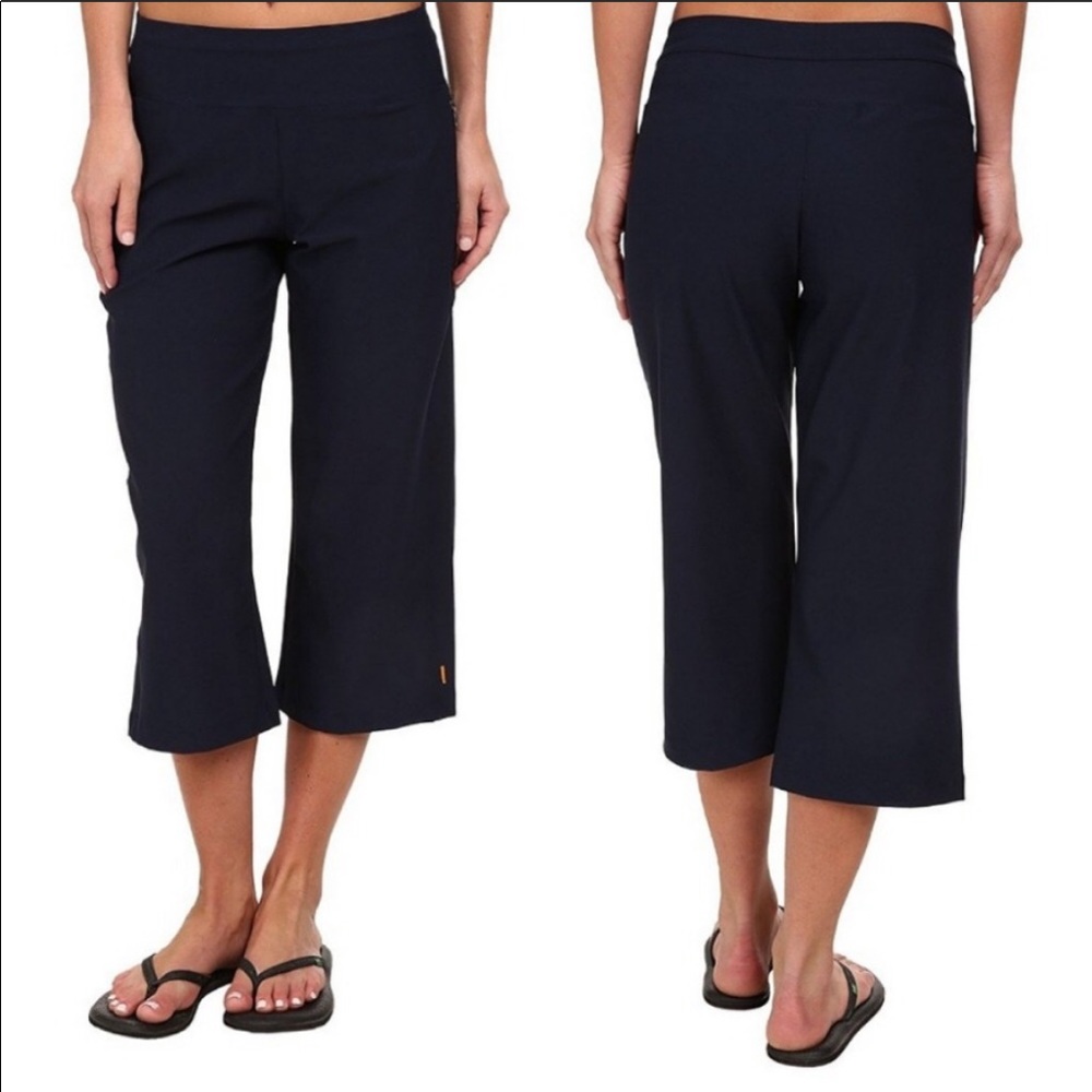 Lucy everyday Capri pant